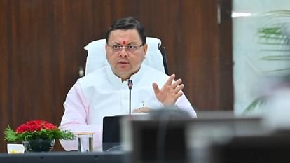 Now there is a possibility of administrative reshuffle in Dhami government, there may be a change in the charges of senior bureaucrats