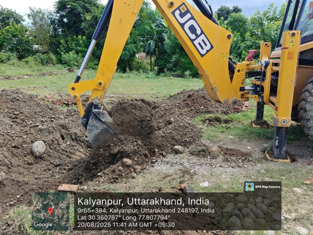 MDDA takes a big action, bulldozer runs on illegal plotting of 10 bigha land