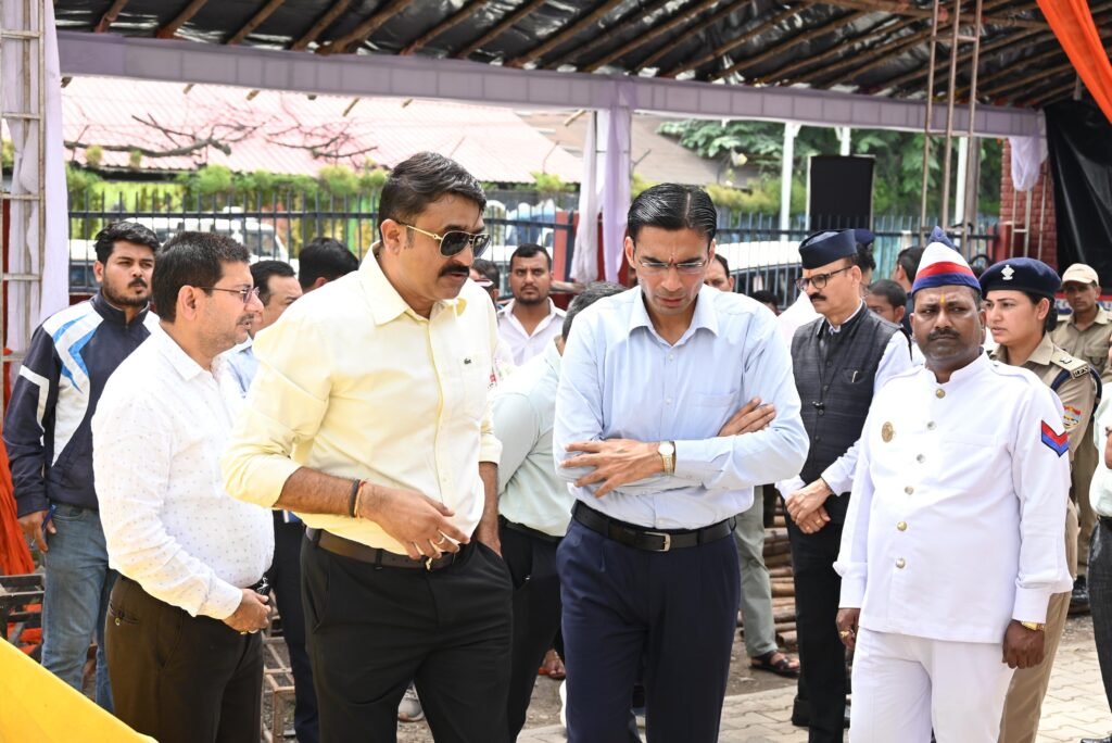 Hon’ble Chief Minister will inaugurate 13 modern long range emergency sirens installed by the District Administration in Dehradun City