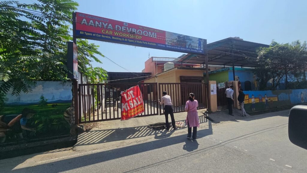 MDDA takes strict action against illegal constructions, seals illegal commercial construction on Ajabpur Kala Mothrowala Road