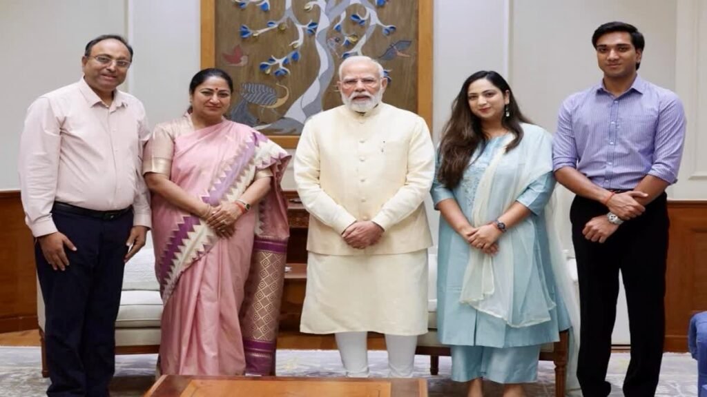 Delhi CM Rekha Gupta meets PM Modi along with her family, shares this message.