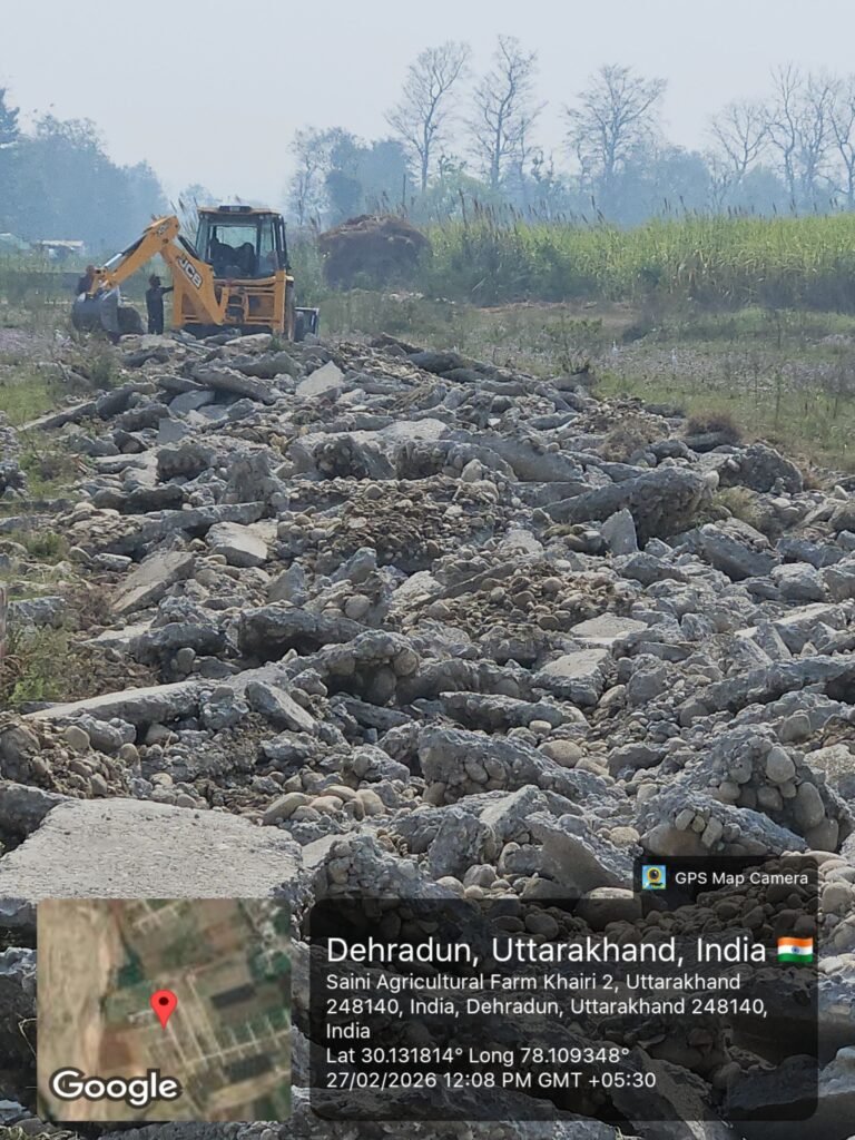 MDDA’s major blow to illegal plotting, MDDA action from Markham Grant to Kheri in Doiwala, bulldozers run on 77 bighas of illegal plotting