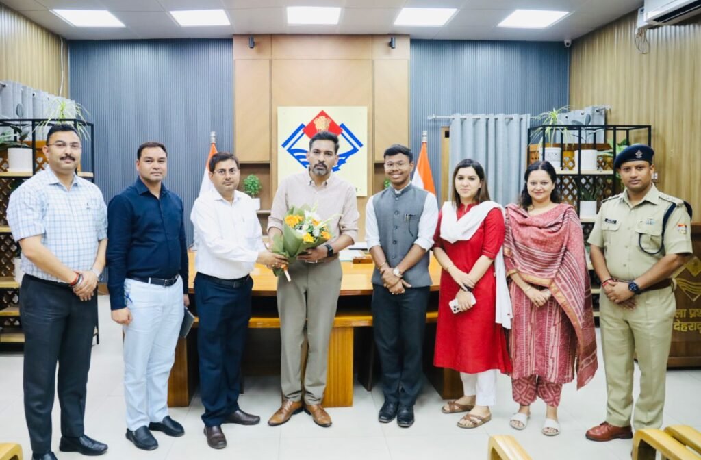 Dr. Ashish Chauhan Becomes Dehradun’s New District Magistrate