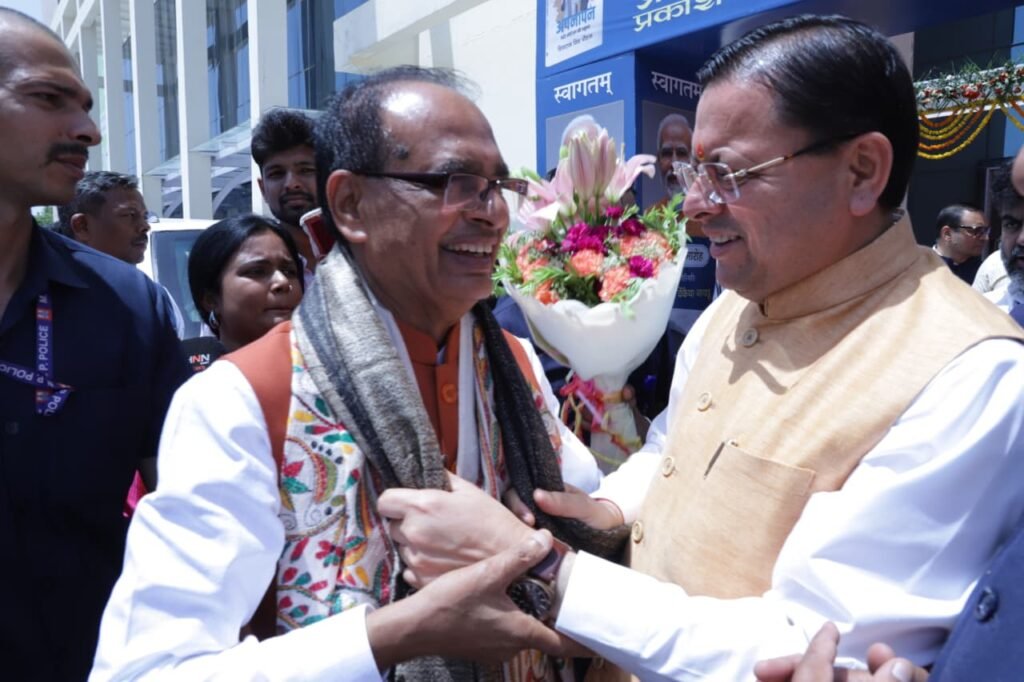 Chief Minister Dhami Launches Shivraj Singh Chouhan’s Book ‘Apnapan’