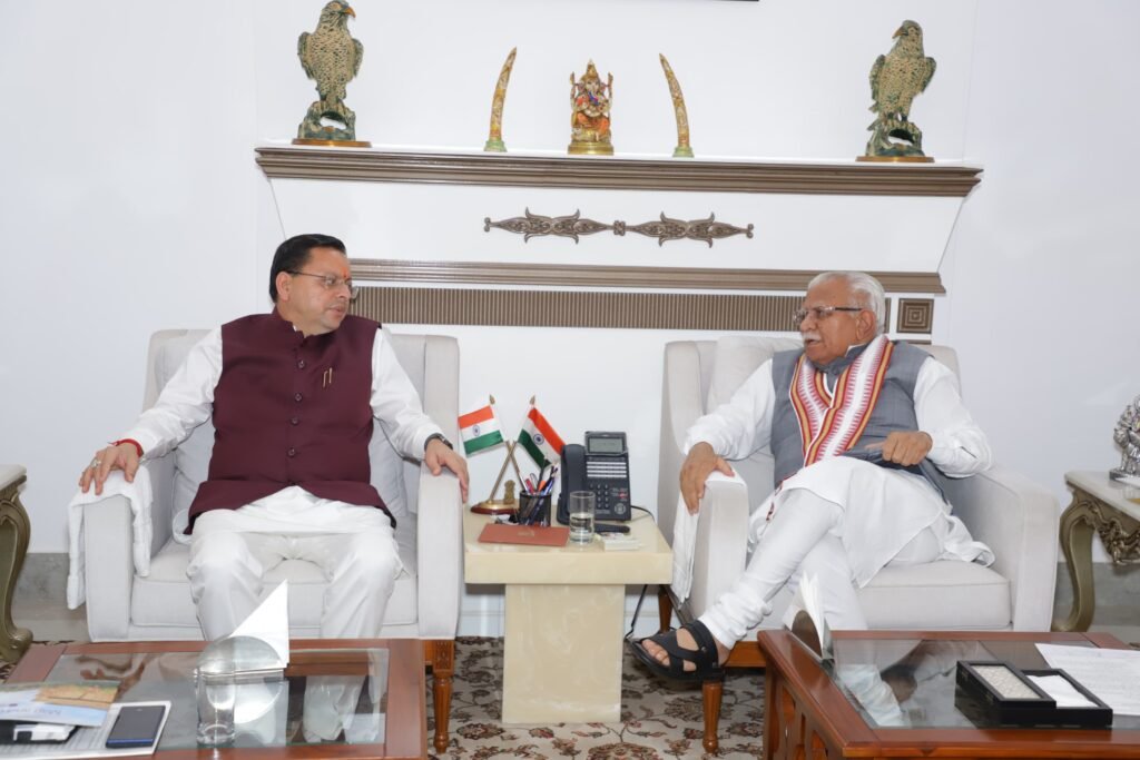 Chief Minister meets Union Power Minister; seeks additional power and special assistance